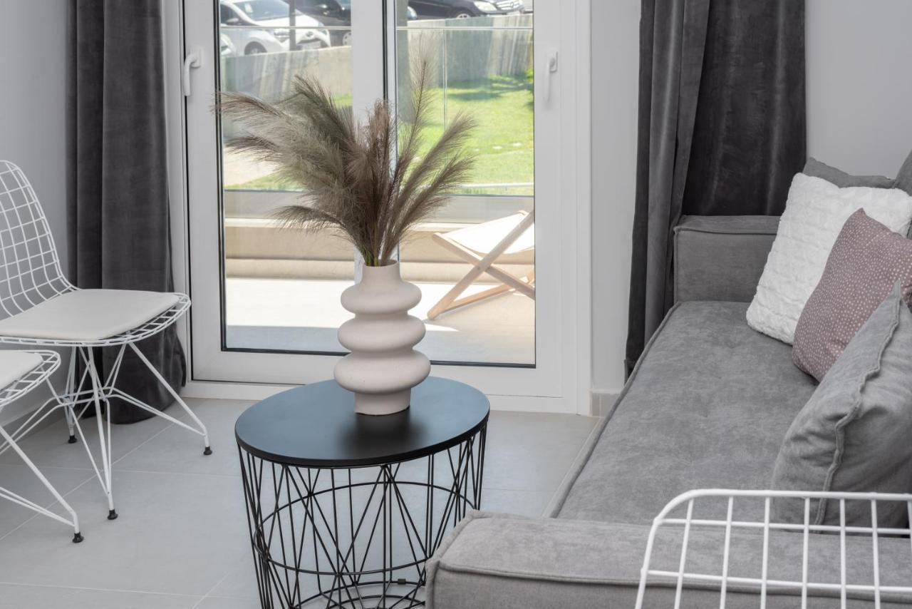 Mk Summer Breeze Luxury Apartments Agia Pelagia Exterior foto